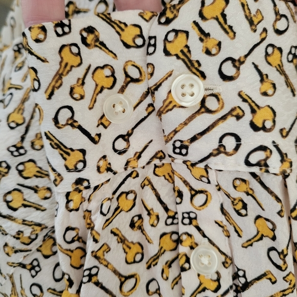 CHICO's key blouse pocket button down womens size 4 (0) - Picture 6 of 11